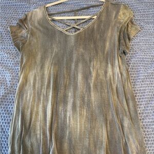 Blu Pepper Shimmering Metallic Tee
